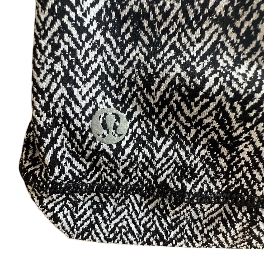 Lululemon Runderful Herringbone Cold Weather Stretch Running Top Sz 10 Like New - Picture 7 of 11